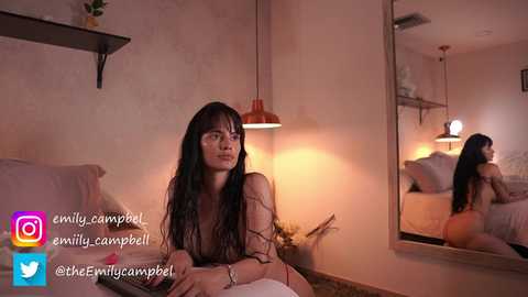 emiilycampbell @ chaturbate on 20240925