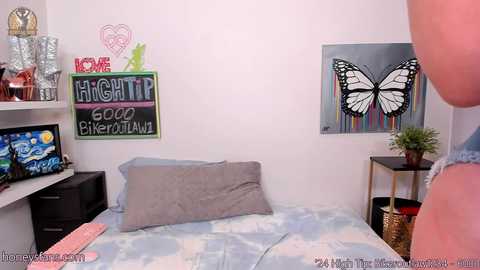 honeyhasbuns @ chaturbate on 20241001