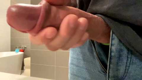 hungrybrent @ chaturbate on 20241003