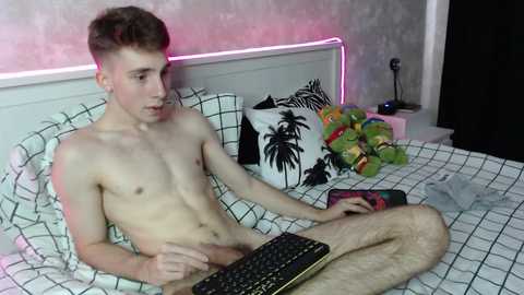 cute_brian @ chaturbate on 20241005