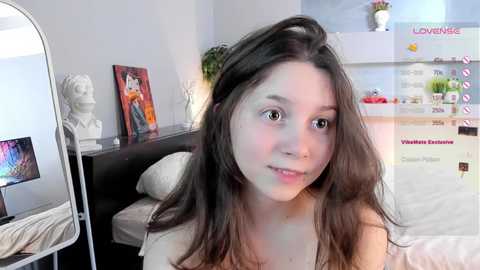 lynngroves @ chaturbate on 20241010