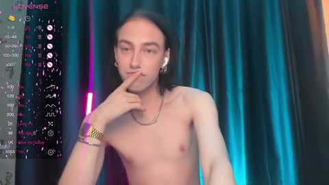 avril_pearly_ @ chaturbate on 20241013