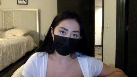 _natycutei19 @ chaturbate on 20241015