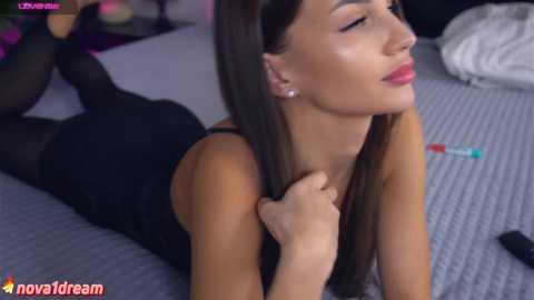 felissiany @ chaturbate on 20241020