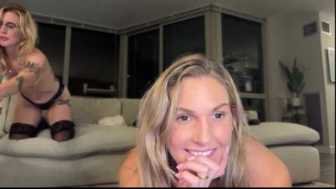 graciemae_baexx @ chaturbate on 20241020