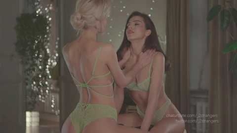 _2strangers @ chaturbate on 20241021