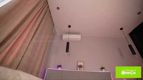 melissa_shawty @ chaturbate on 20241022