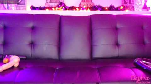 daphnemadison @ chaturbate on 20241028