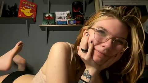 lizzyylovesick @ chaturbate on 20241028