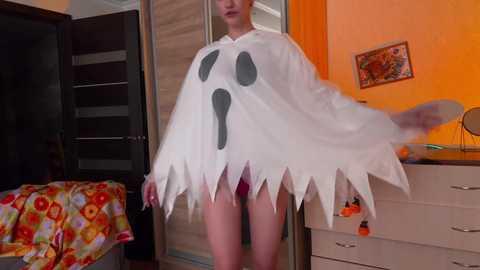 coyness_geneva @ chaturbate on 20241029