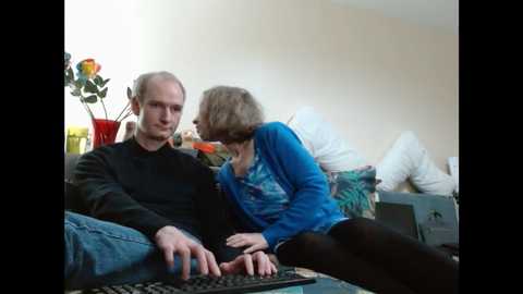 mrs_velvet_vixen_and_mr_stud @ chaturbate on 20241030