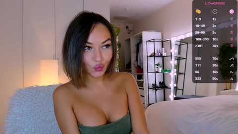 im_milla @ chaturbate on 20241031