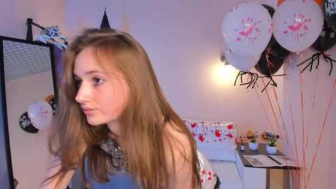 emiliaswallow @ chaturbate on 20241103