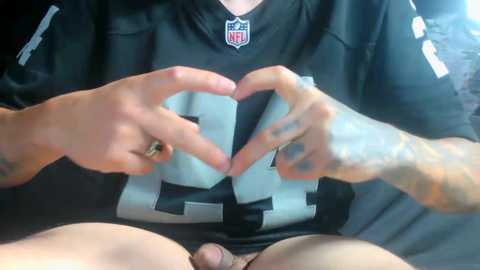 gripthahips @ chaturbate on 20241111