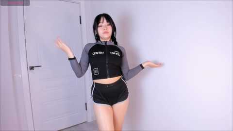 ichigo_o @ chaturbate on 20241111