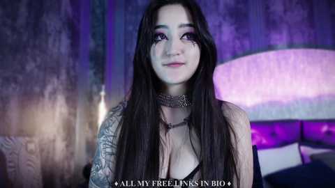 charlotte_germanotta_ @ chaturbate on 20241118