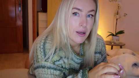 christinasiemone @ chaturbate on 20241118