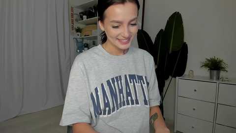 xxx_leila @ chaturbate on 20241118