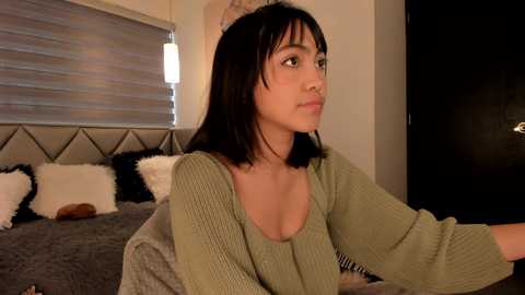 luucy___ @ chaturbate on 20241119