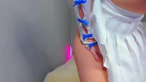 aluntick @ chaturbate on 20241123