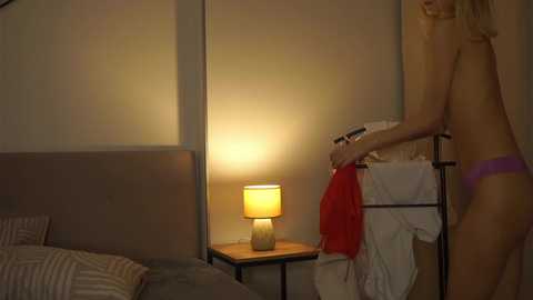 mildredgarrett @ chaturbate on 20241127