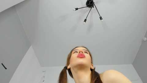 jenie_fire @ chaturbate on 20241128