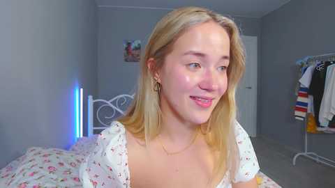 aluntick @ chaturbate on 20241129