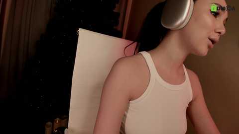hollyextra @ chaturbate on 20241201