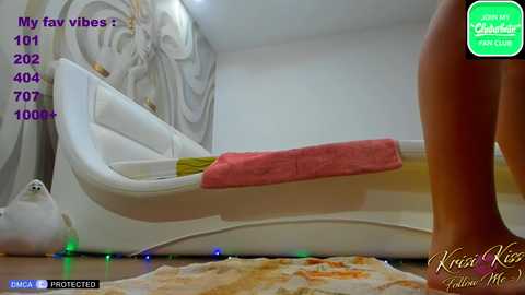 krisi_kiss @ chaturbate on 20241204