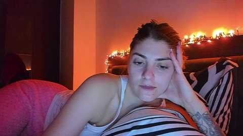 _just_a_simple_girl @ chaturbate on 20241216