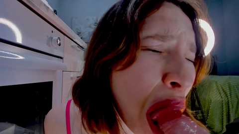 kwon_milana @ chaturbate on 20250122