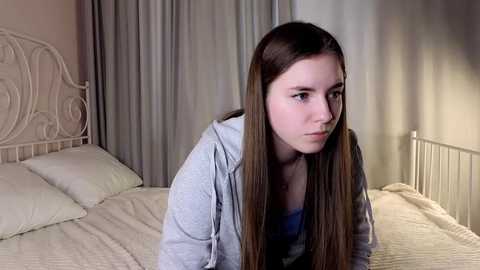 on_the_soft_pillow @ chaturbate on 20250218