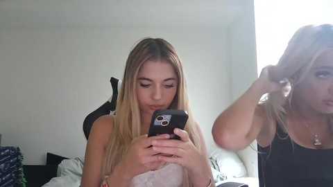 miabanks0 @ chaturbate on 20250604