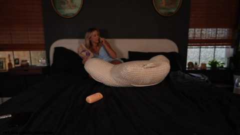 livanddrew @ chaturbate on 20250621