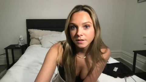scarletterose_504259 @ chaturbate on 20250628