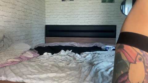 hotcoupleee2020 @ chaturbate on 20250629