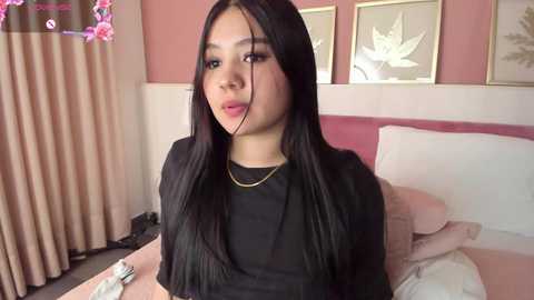 sarah__hills @ chaturbate on 20250703
