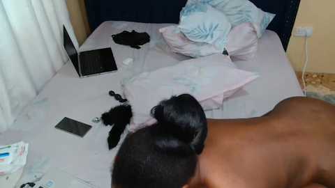 pinkysmiles @ chaturbate on 20250807