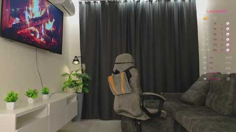 loney__tunes @ chaturbate on 20250810