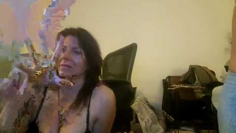 sexycpuple915556049