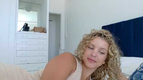 theislandgirl @ chaturbate on 20250814