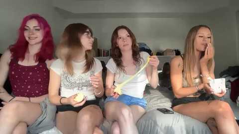juliaraee @ chaturbate on 20250818