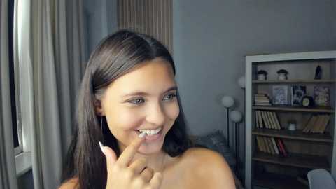 bunny_nova @ chaturbate on 20250819