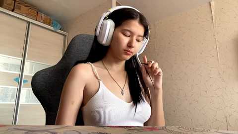 chasidychannel @ chaturbate on 20250819