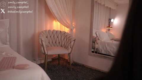 emiilycampbell @ chaturbate on 20250822