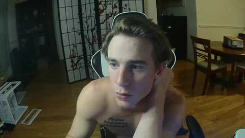kylesss225 @ chaturbate on 20250822