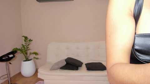 forbiddenn_love @ chaturbate on 20250830