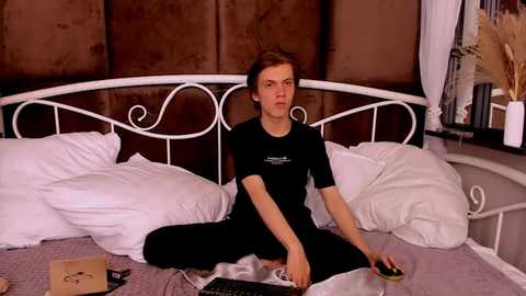 otto_williams @ chaturbate on 20250903