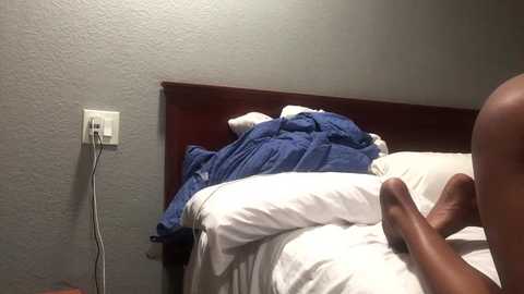 kibrombariu45 @ chaturbate on 20250906