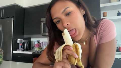 sophieee2 @ chaturbate on 20250909